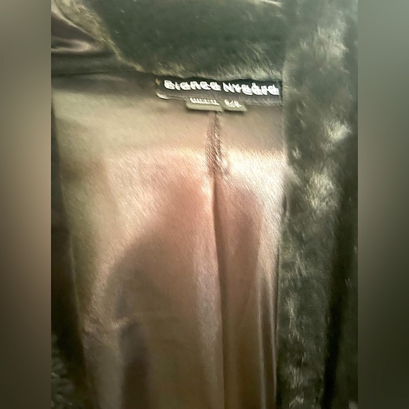 BIANCA NYGARD floor length fur winter coat. - Picture 3 of 11